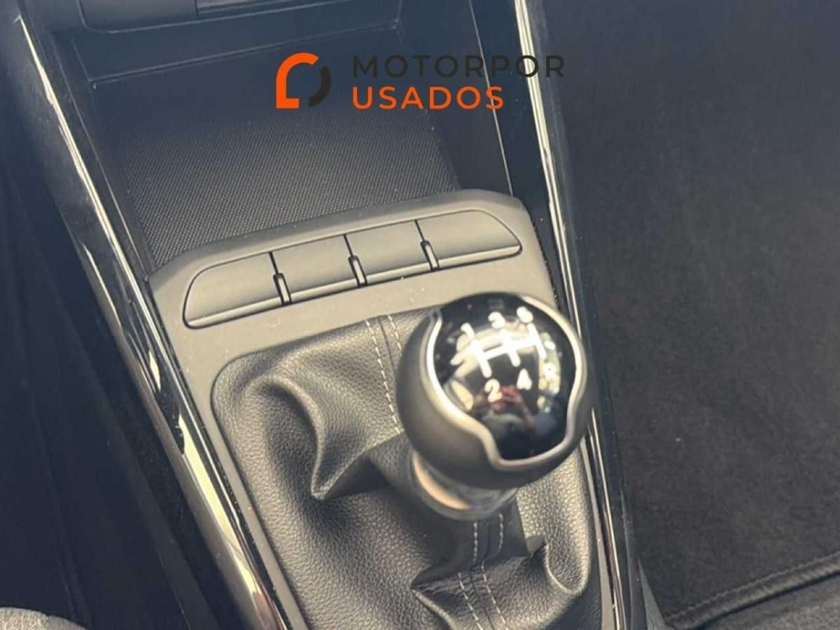kia-stonic-2025-gasolina-1197cc