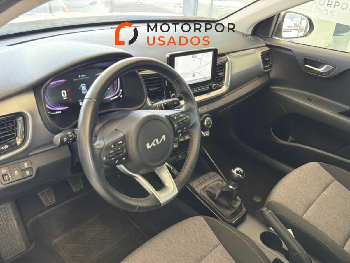 kia-stonic-2025-gasolina-1197cc