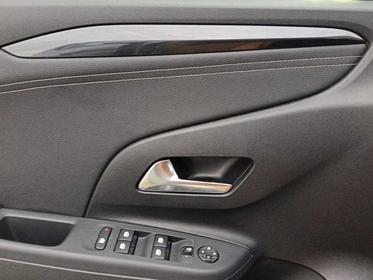 opel-corsa-2024-gasolina-1199cc