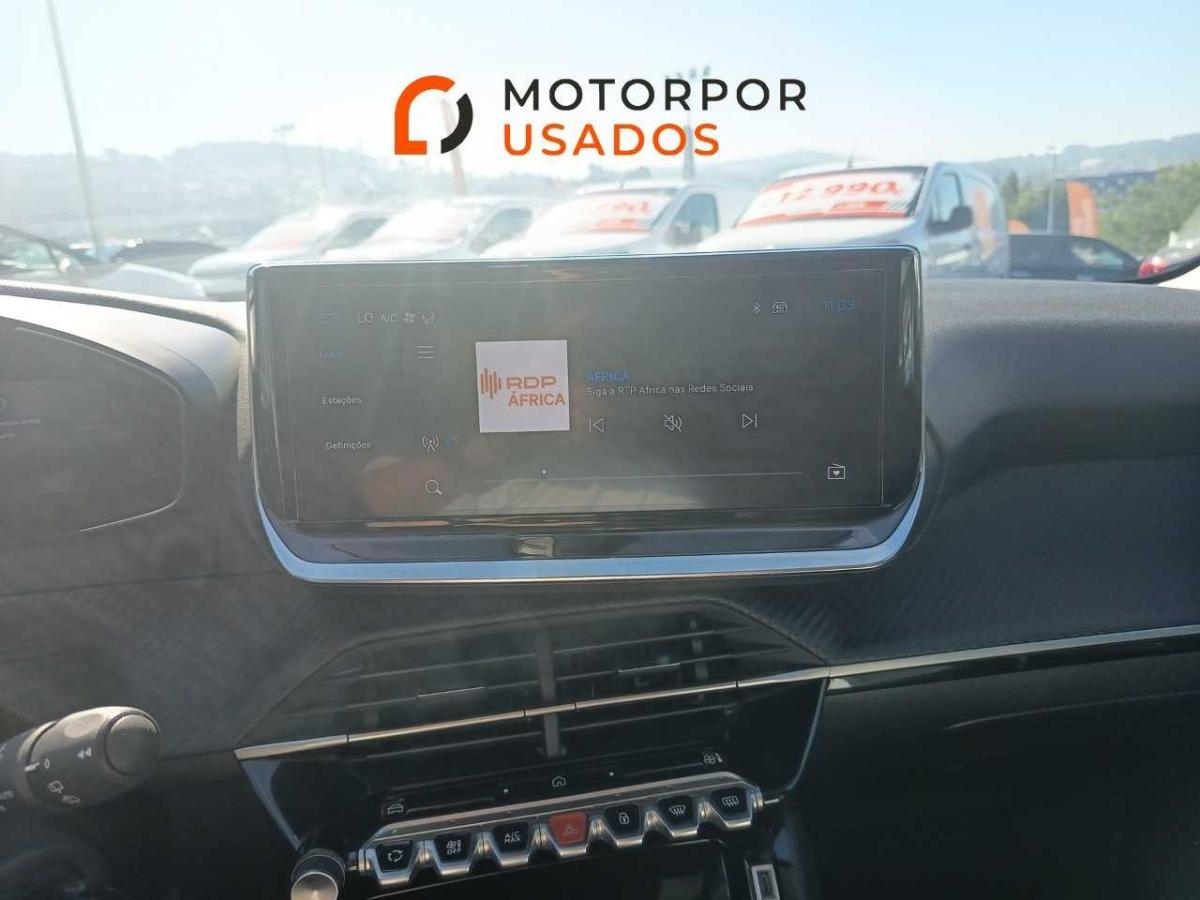 peugeot-208-2025-gasolina-1199cc