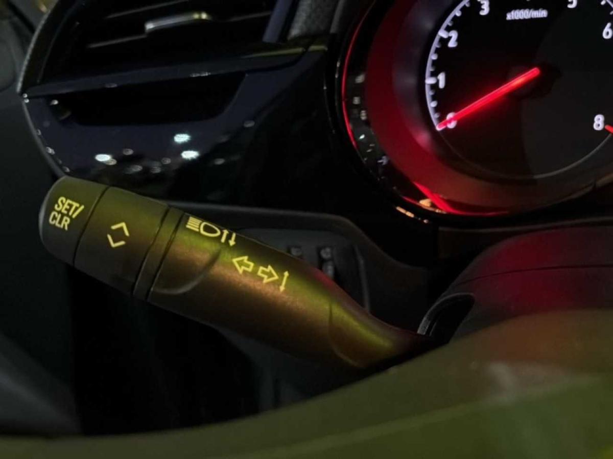 opel-corsa-2025-gasolina-1199cc