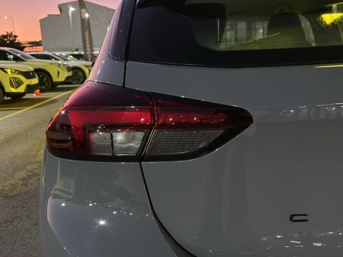 opel-corsa-2025-gasolina-1199cc