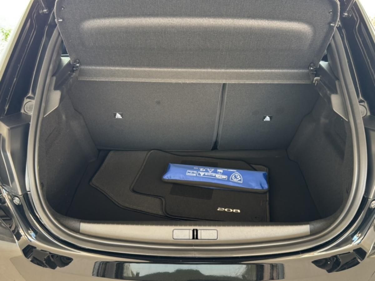 peugeot-208-2026-gasolina-1199cc