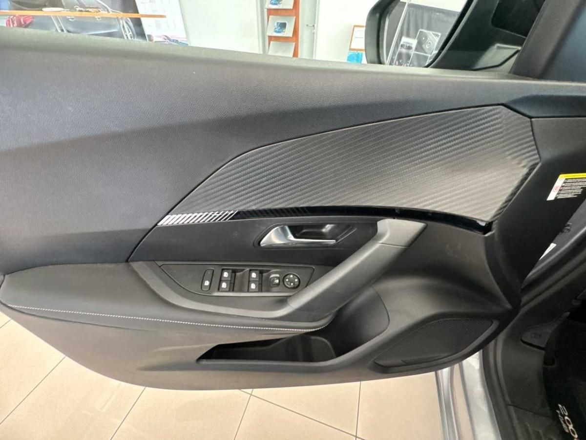 peugeot-2008-2026-hibrido-a-gasolina-1199cc