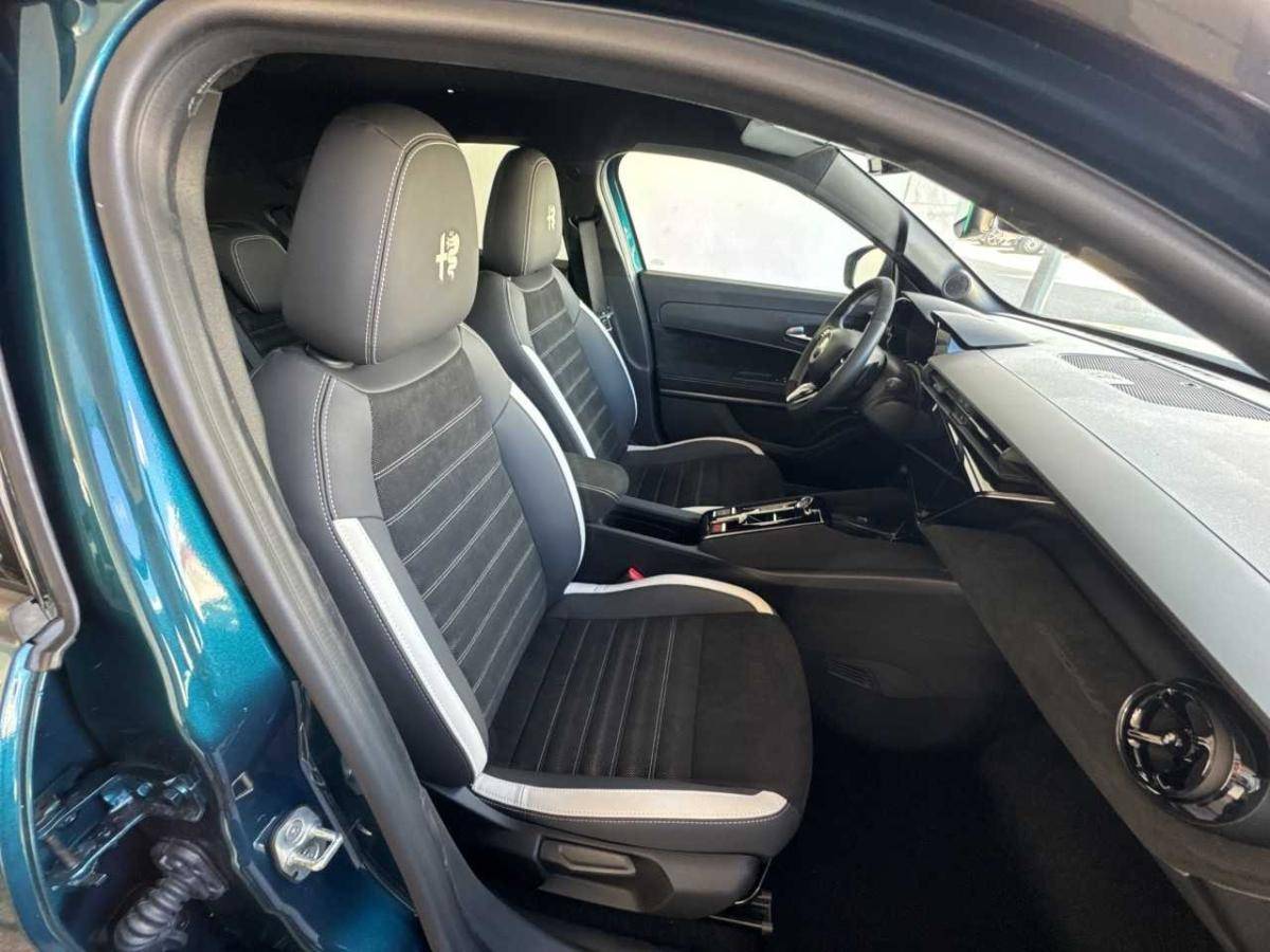 alfa-romeo-junior-2026-hibrido-a-gasolina-1199cc