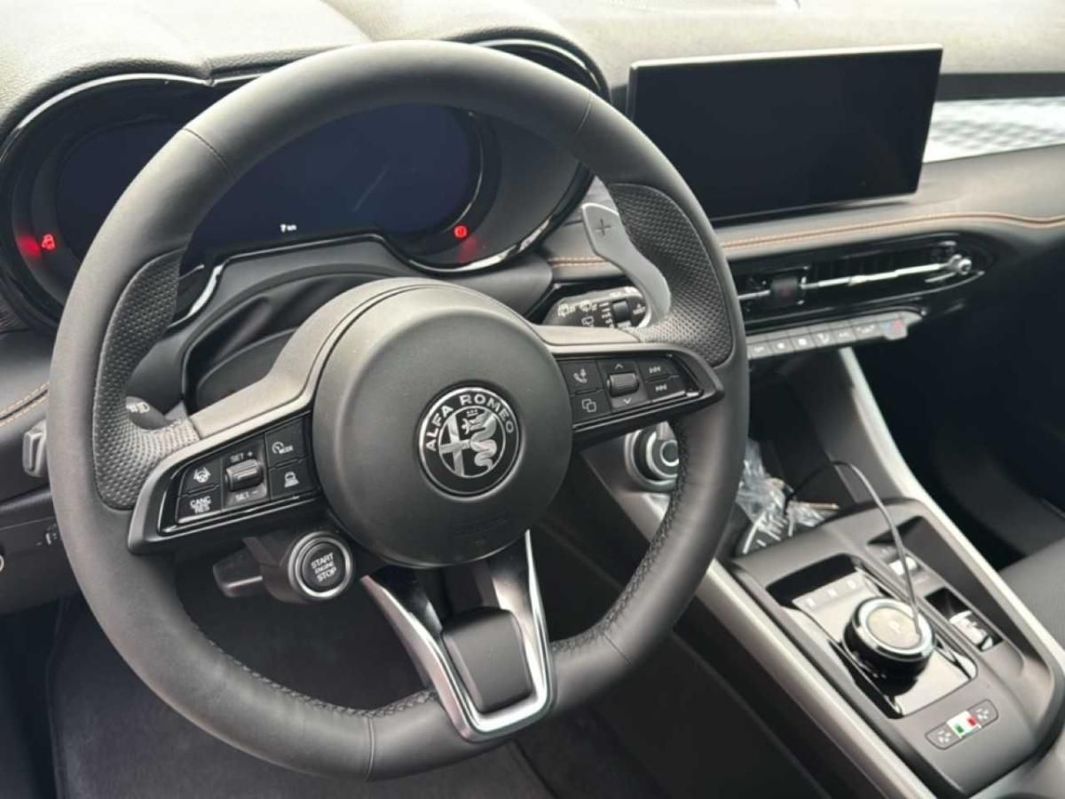 alfa-romeo-tonale-2026-hibrido-a-gasolina-1469cc