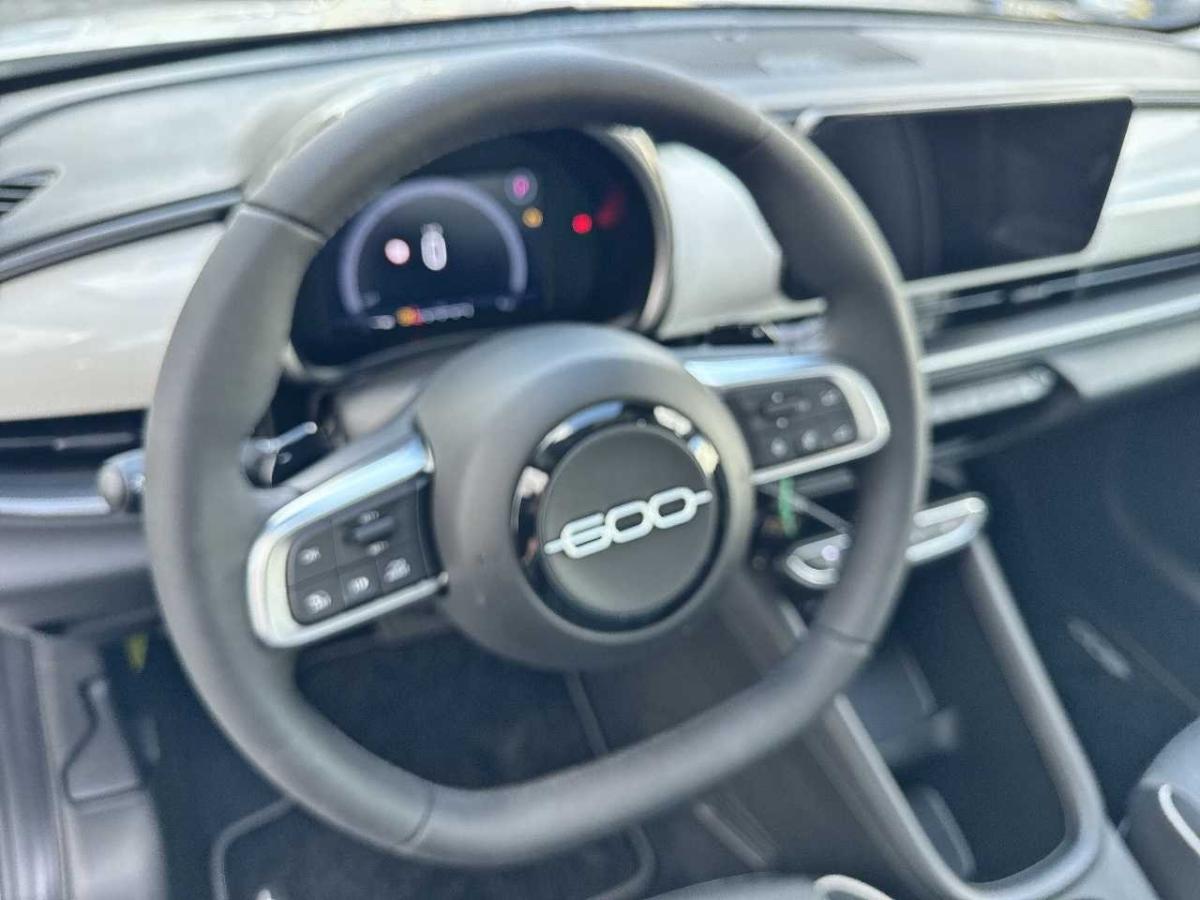 fiat-600-2025-gasolina-1199cc