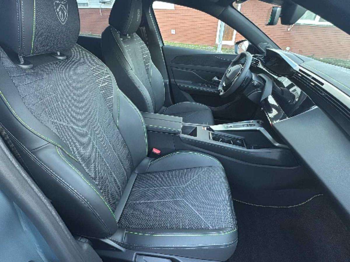 peugeot-308-sw-2025-hibrido-a-gasolina-1199cc