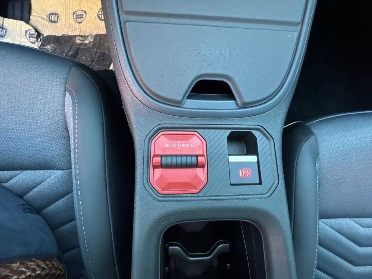 jeep-avenger-2026-hibrido-a-gasolina-1199cc