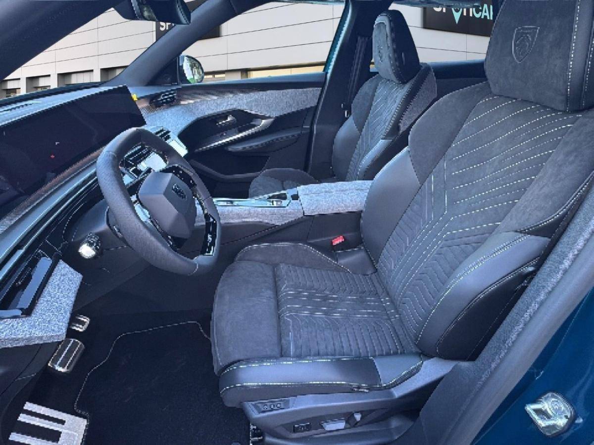 peugeot-e-3008-2025-eletrico-0cc