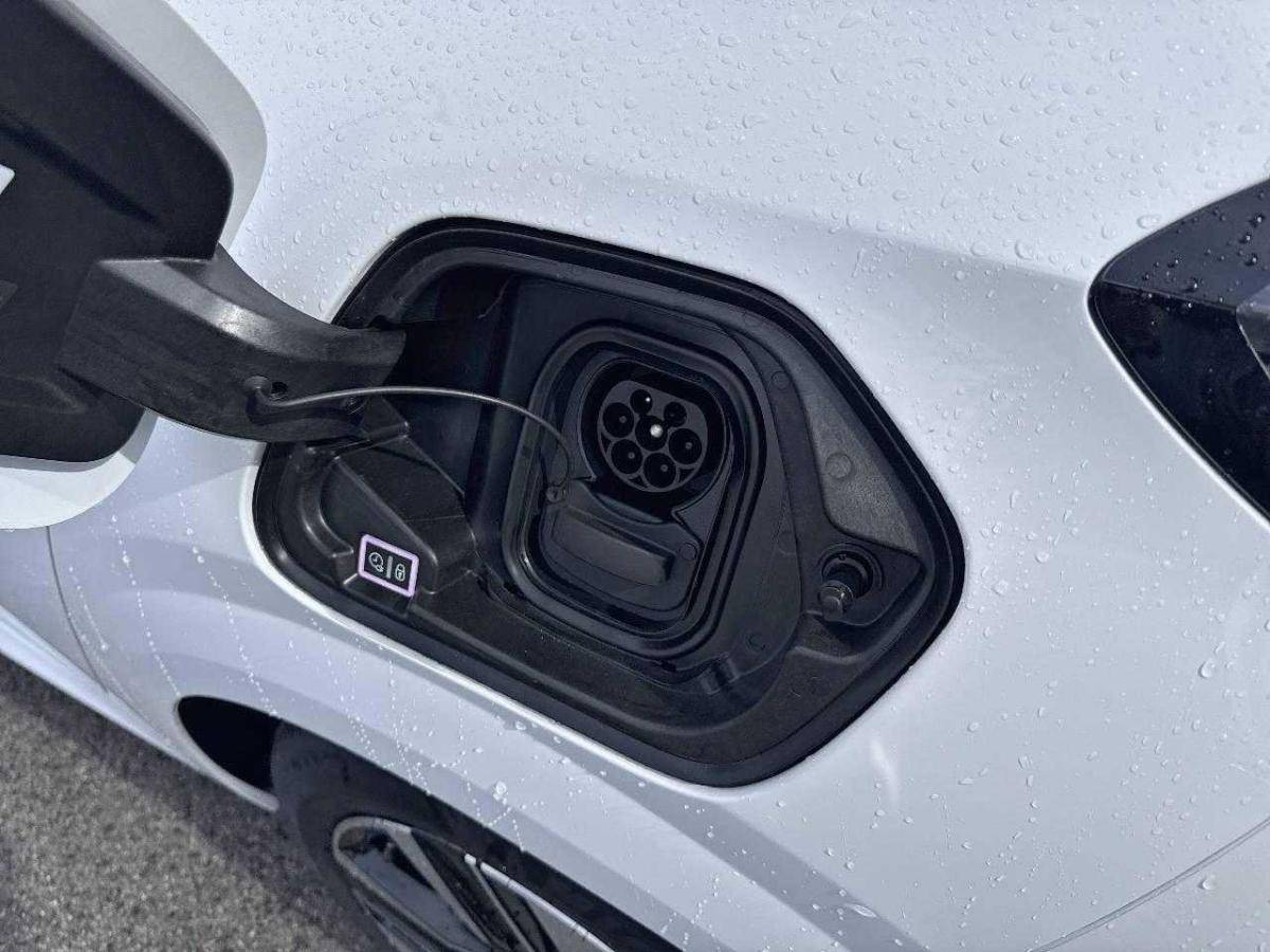 peugeot-208-2026-eletrico-0cc