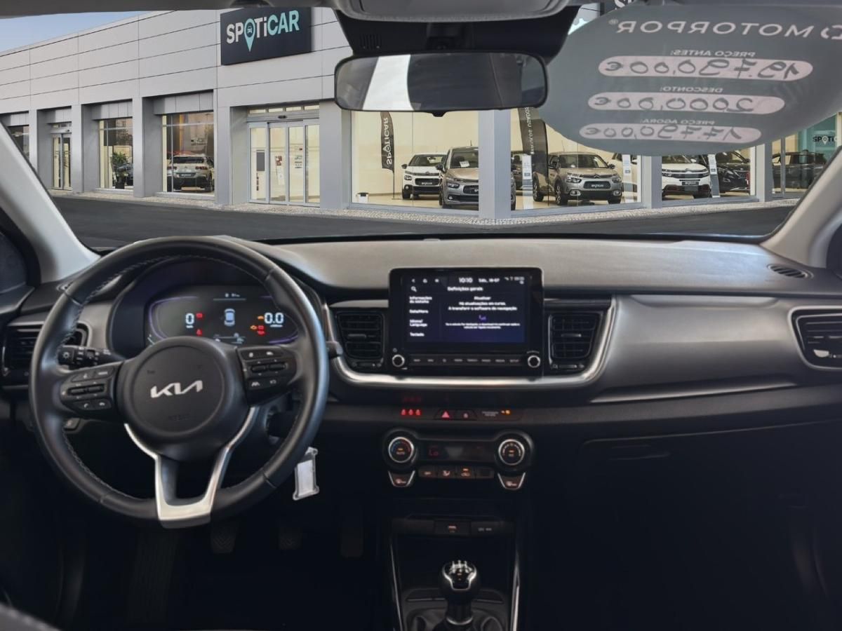 kia-stonic-2025-gasolina-1197cc