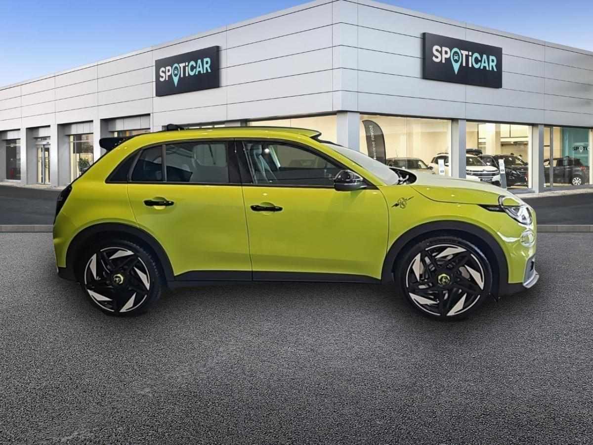abarth-695-2025-eletrico-0cc