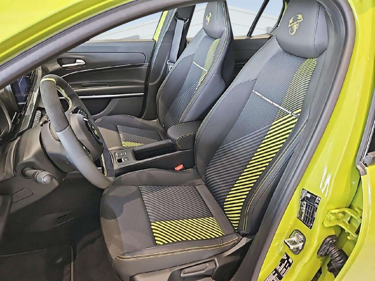 abarth-695-2025-eletrico-0cc