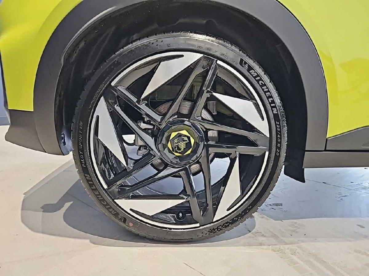 abarth-695-2025-eletrico-0cc
