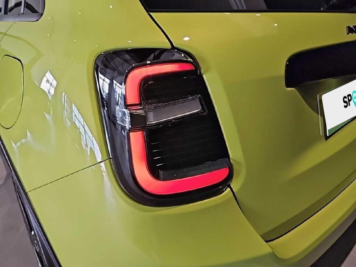 abarth-695-2025-eletrico-0cc