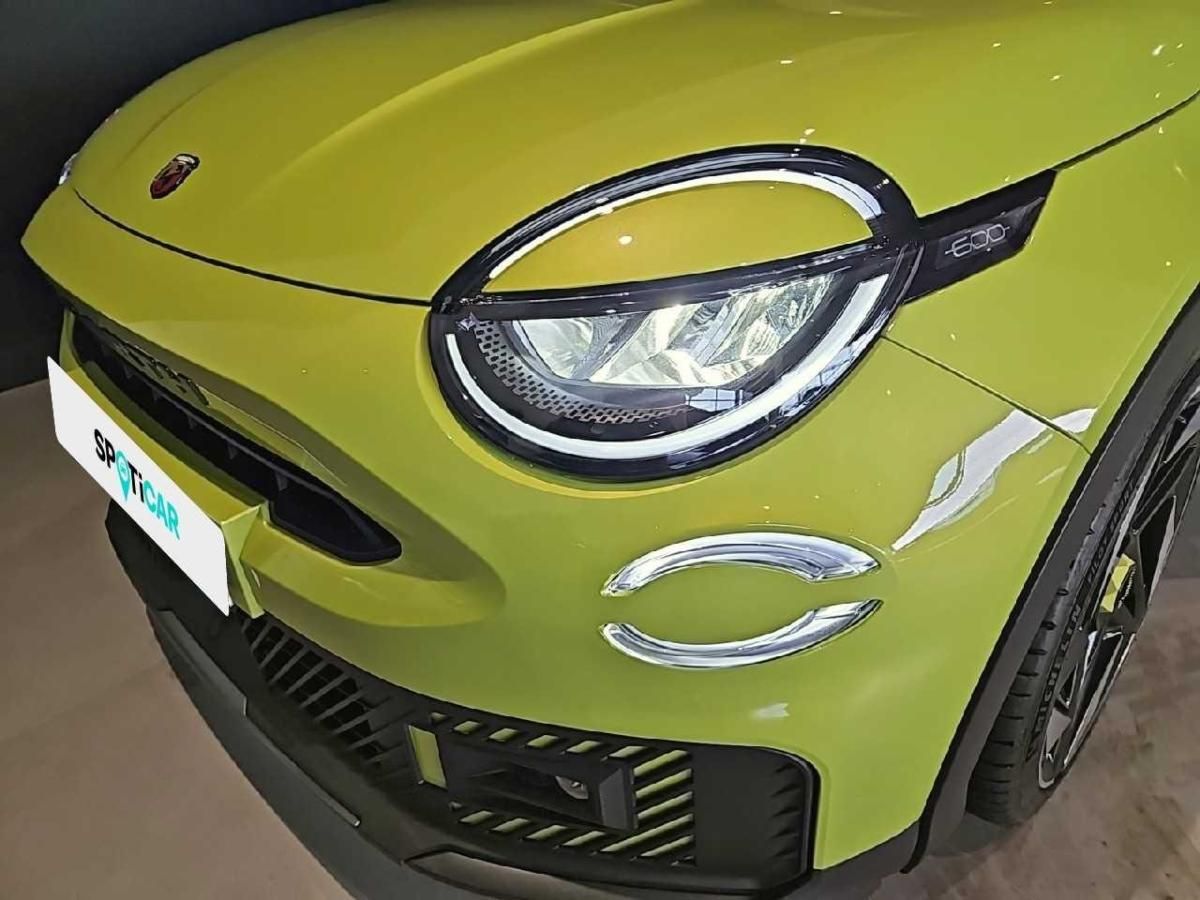 abarth-695-2025-eletrico-0cc