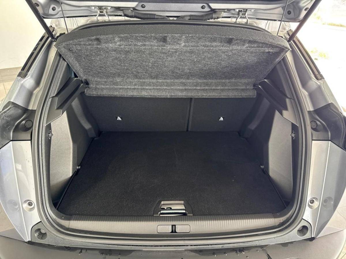 peugeot-2008-2025-eletrico-0cc