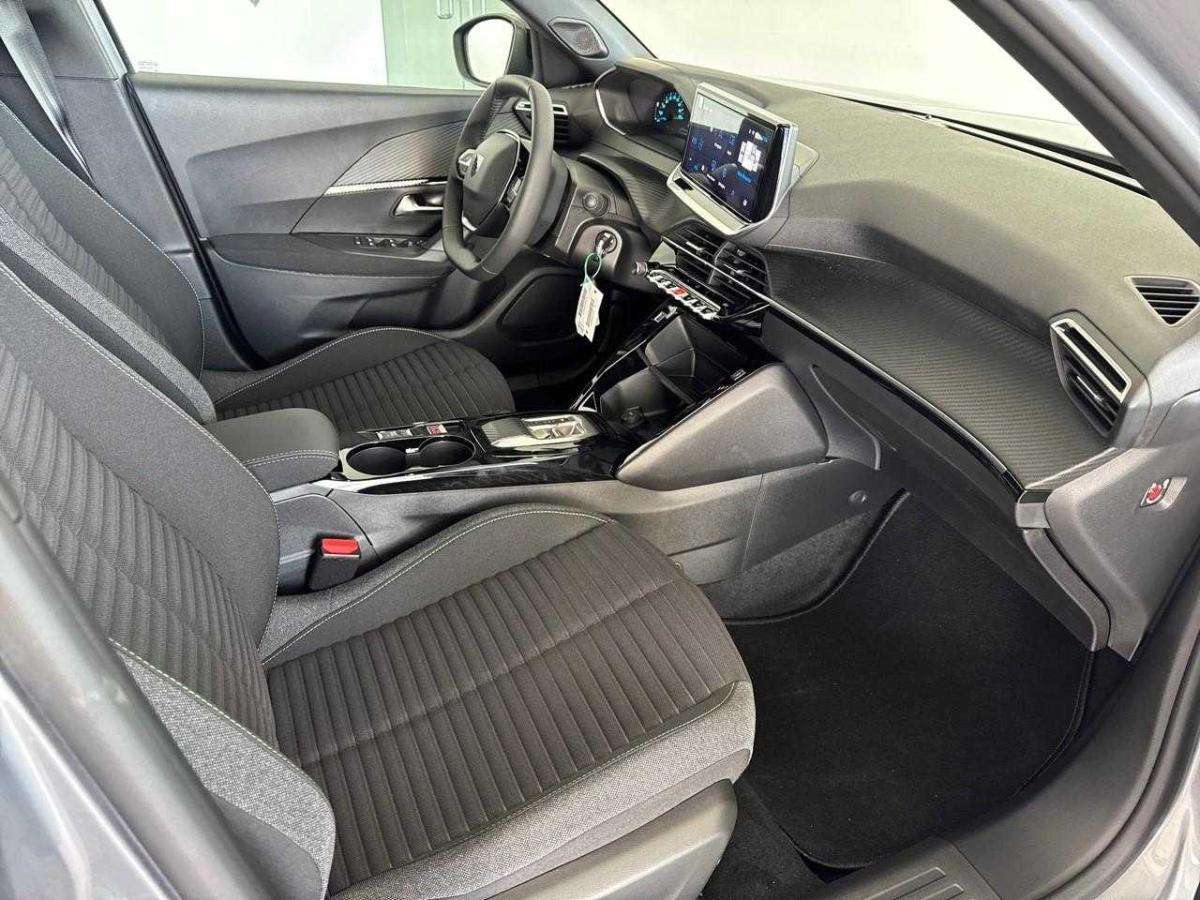peugeot-2008-2025-eletrico-0cc
