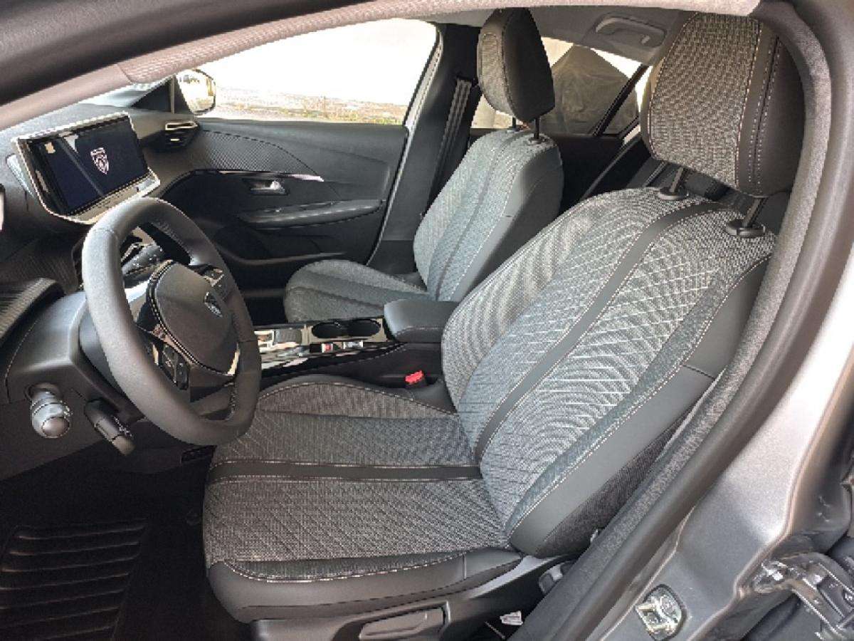 peugeot-208-2026-hibrido-a-gasolina-1199cc