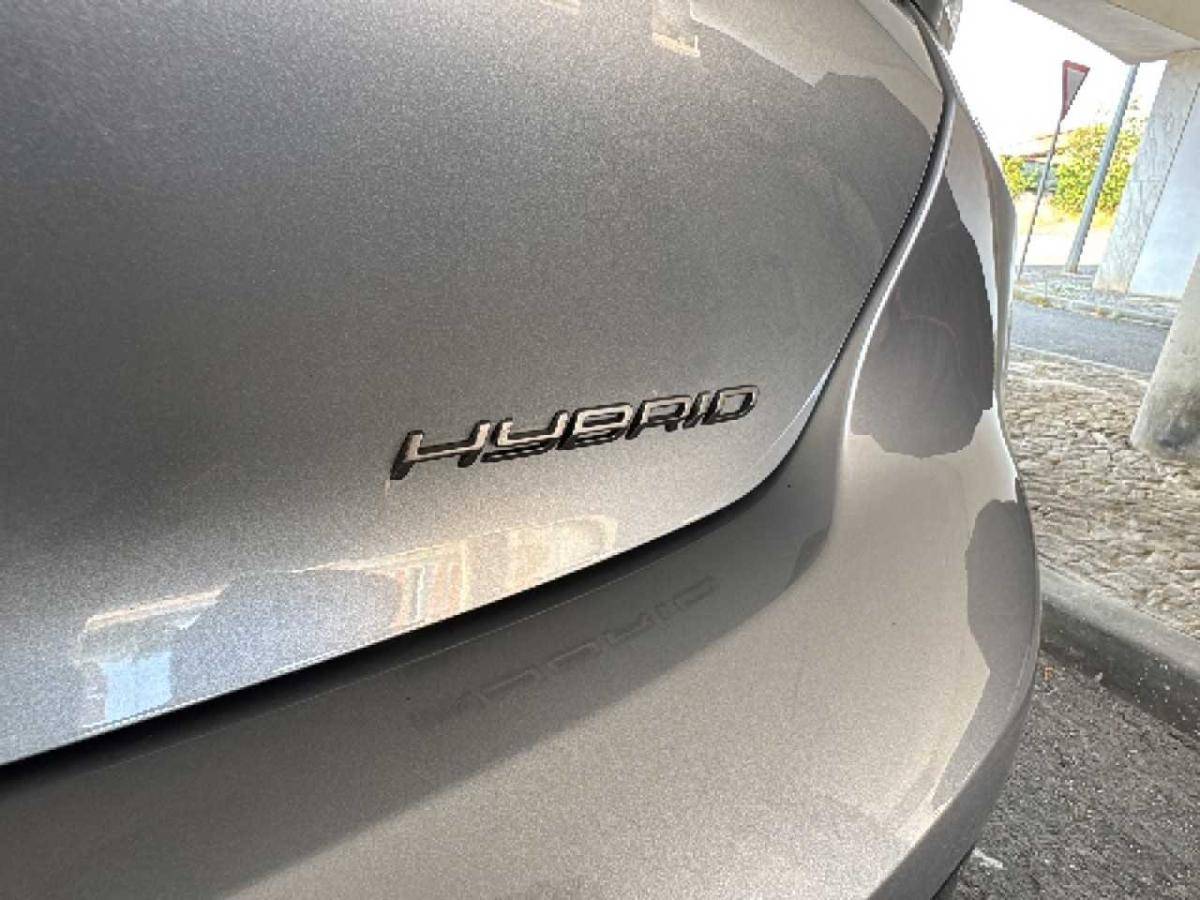 peugeot-208-2026-hibrido-a-gasolina-1199cc