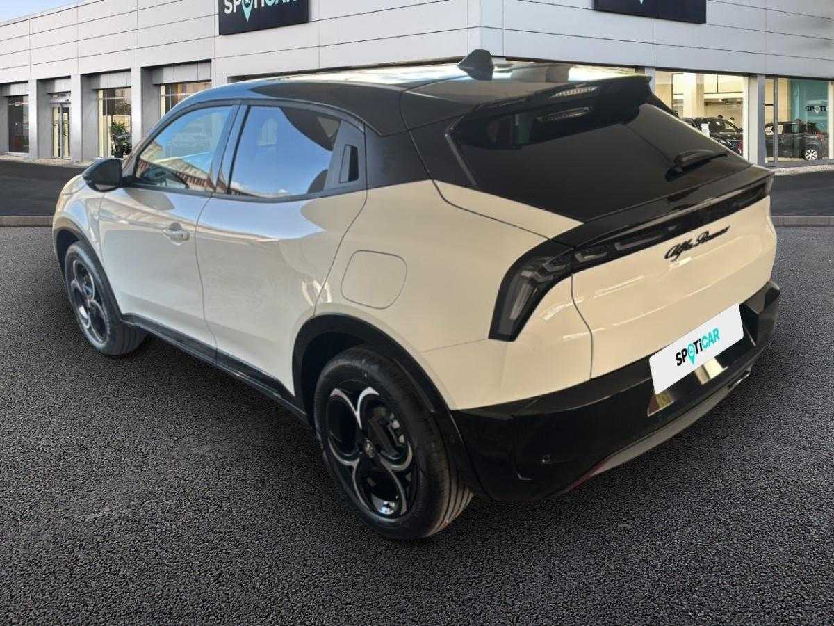 alfa-romeo-junior-2026-hibrido-a-gasolina-1199cc
