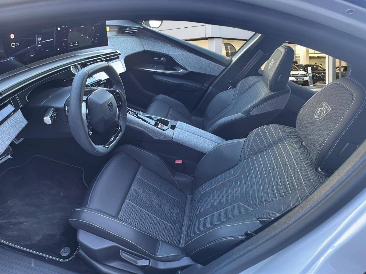 peugeot-e-3008-2025-eletrico-0cc
