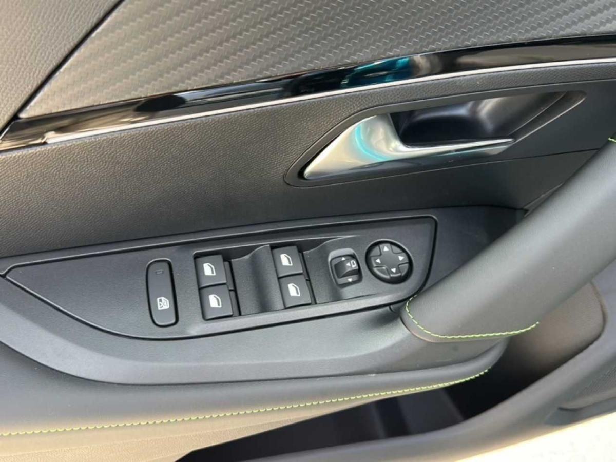 peugeot-2008-2026-hibrido-a-gasolina-1199cc