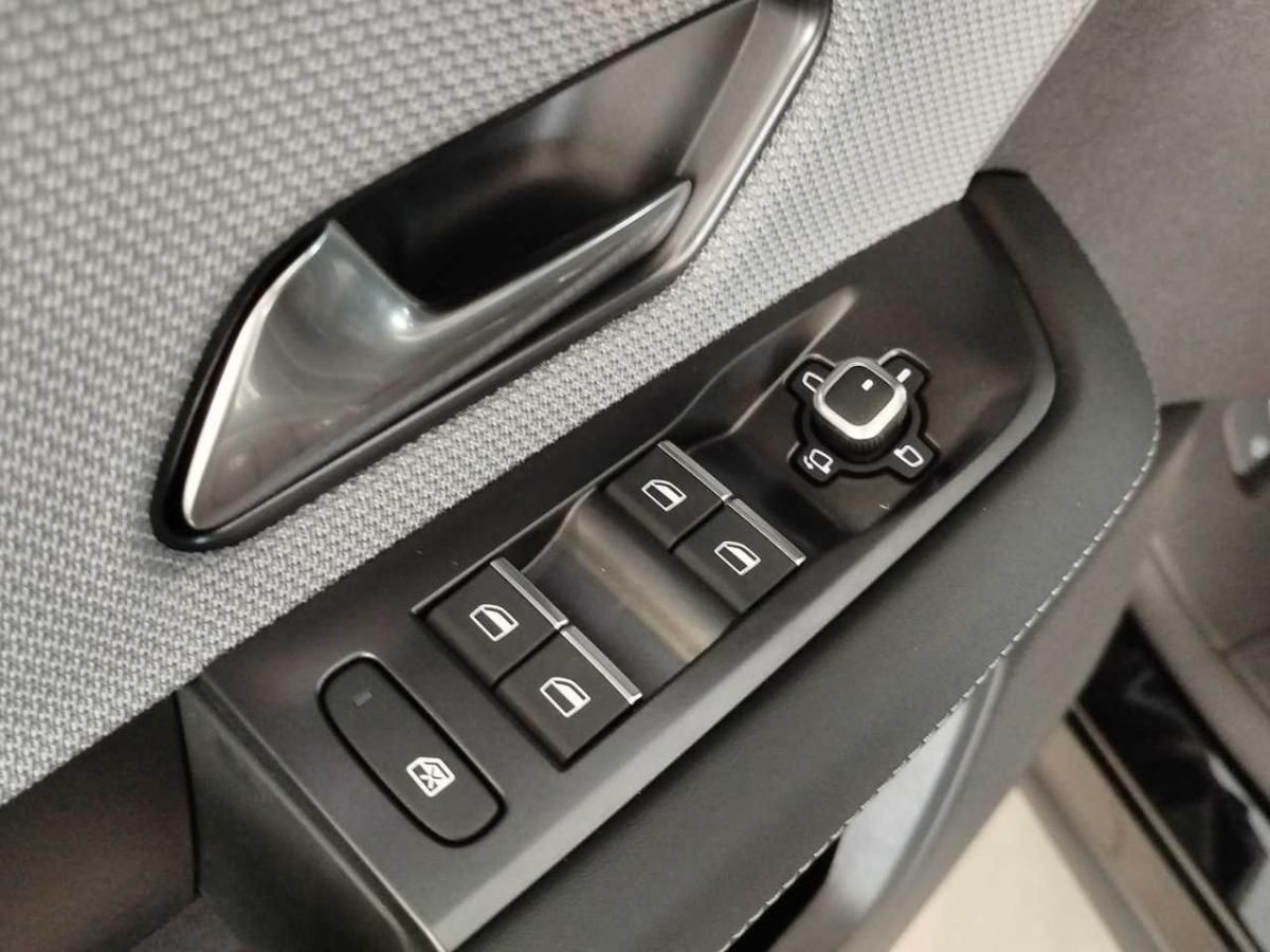 opel-grandland-2025-hibrido-a-gasolina-1598cc