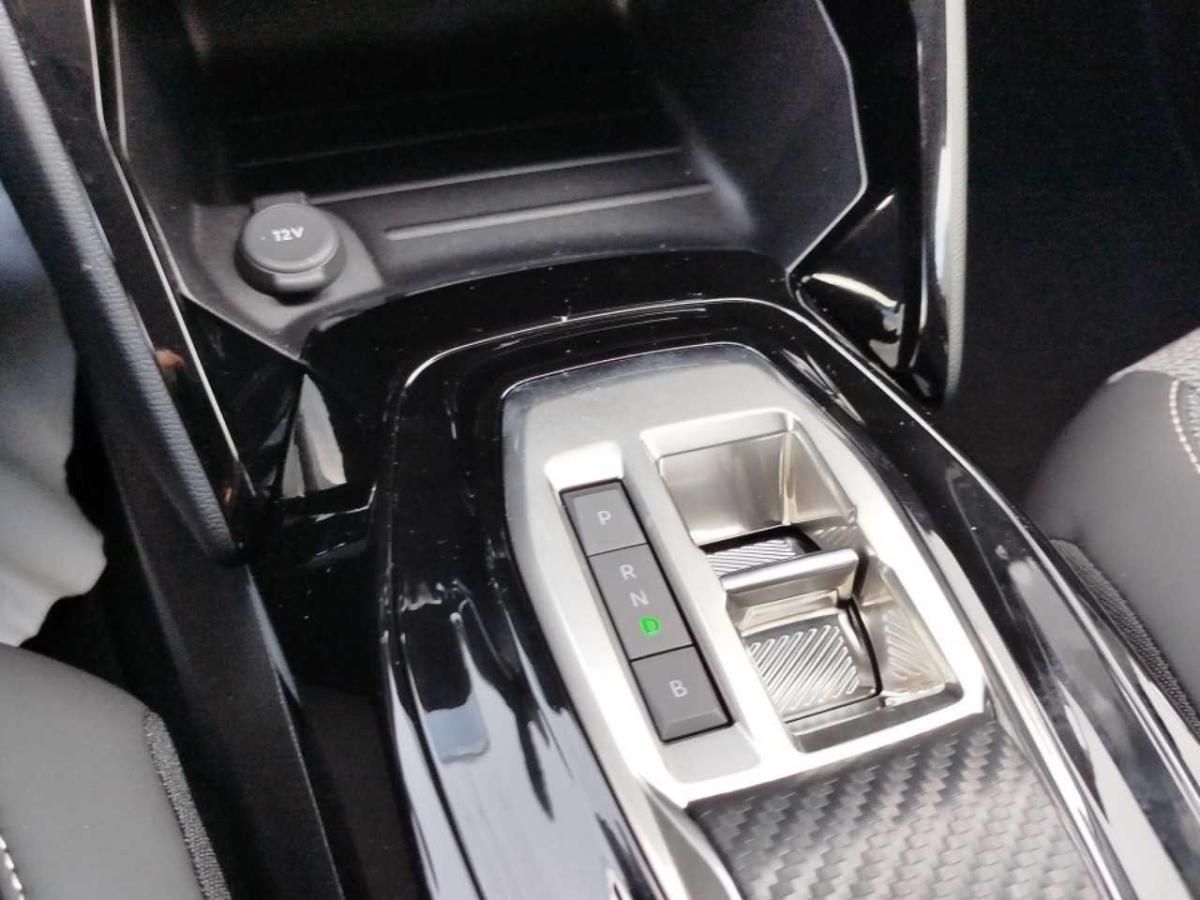 peugeot-208-2025-eletrico-0cc