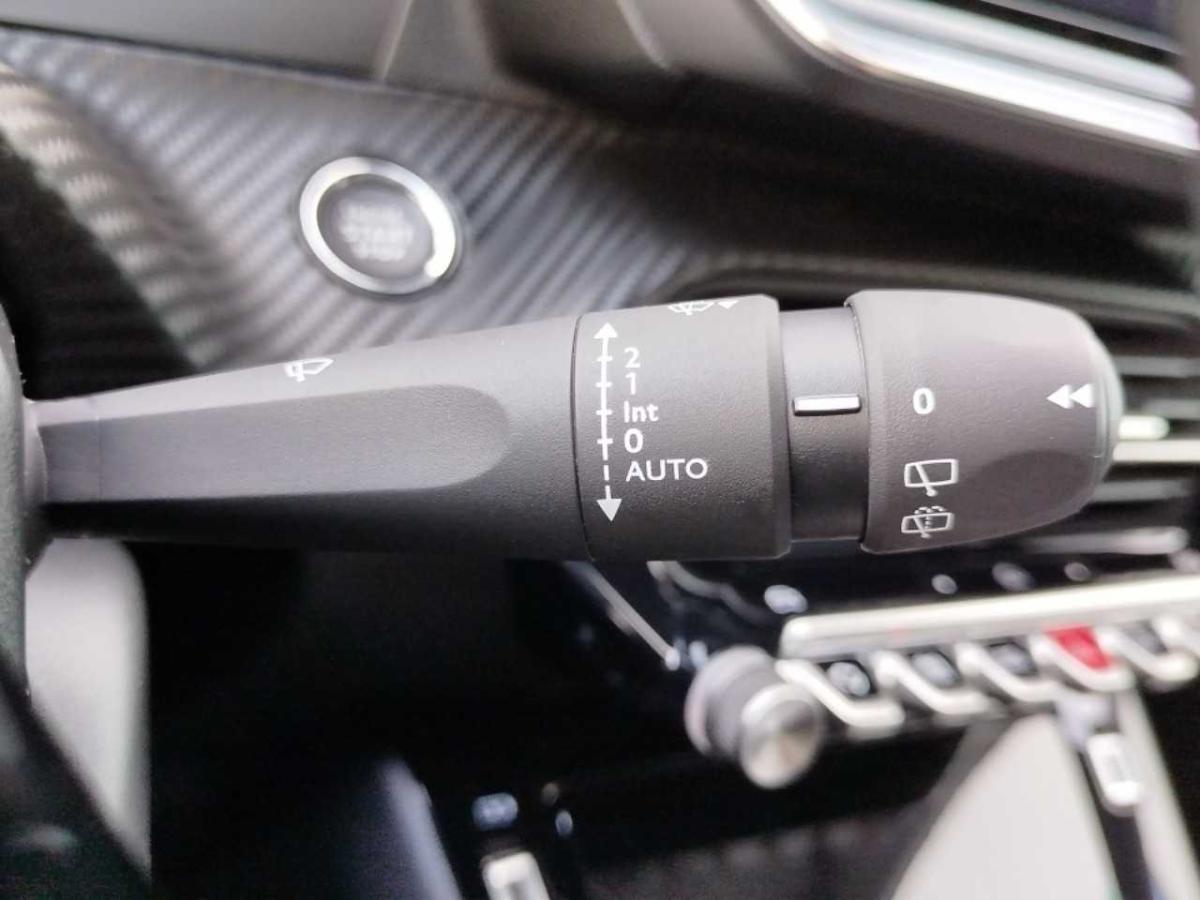 peugeot-208-2025-eletrico-0cc