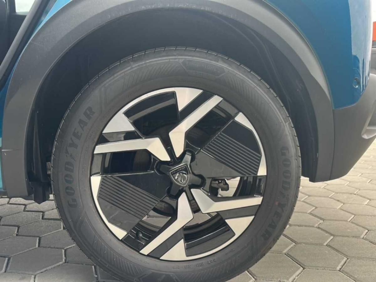 peugeot-2008-2025-eletrico-0cc