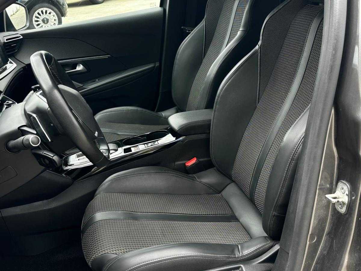 peugeot-208-2023-gasolina-1199cc