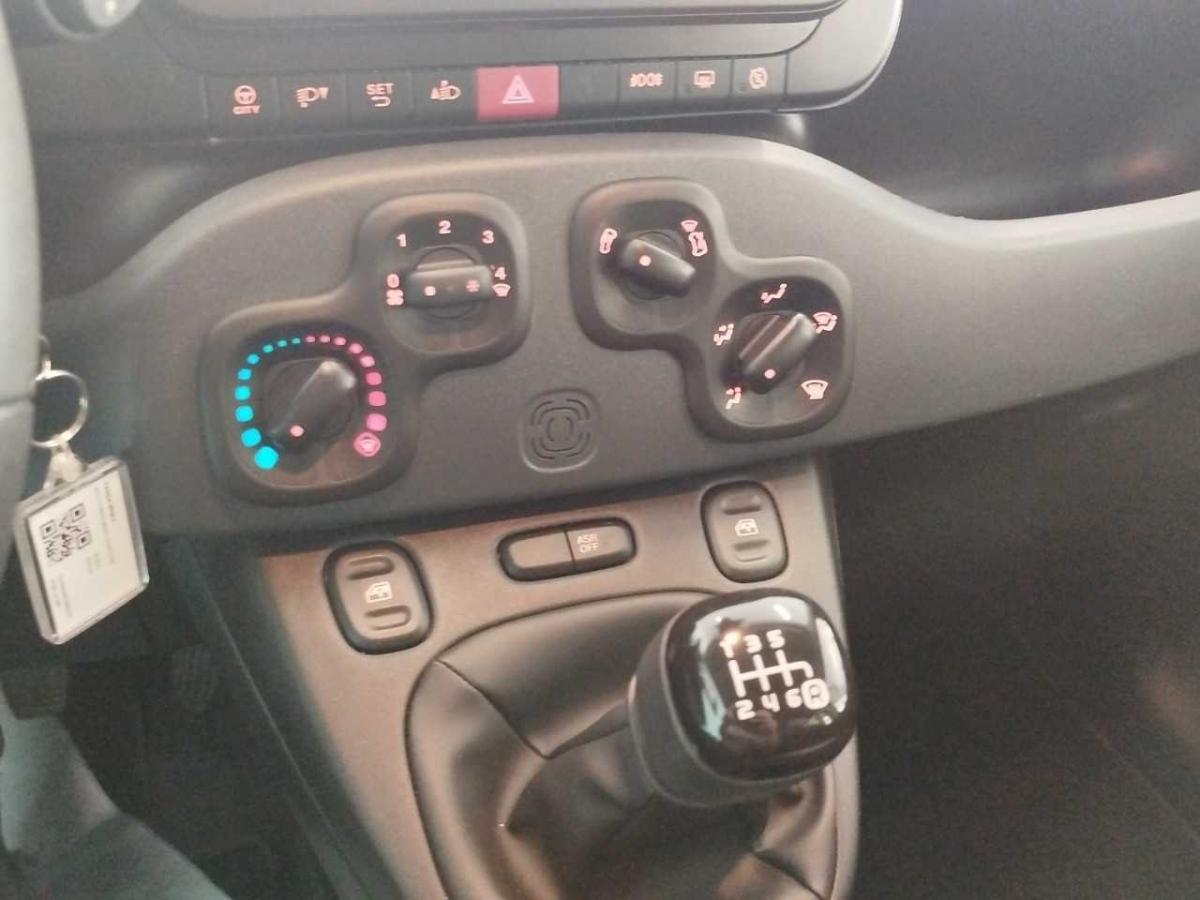 fiat-panda-2024-gasolina-999cc