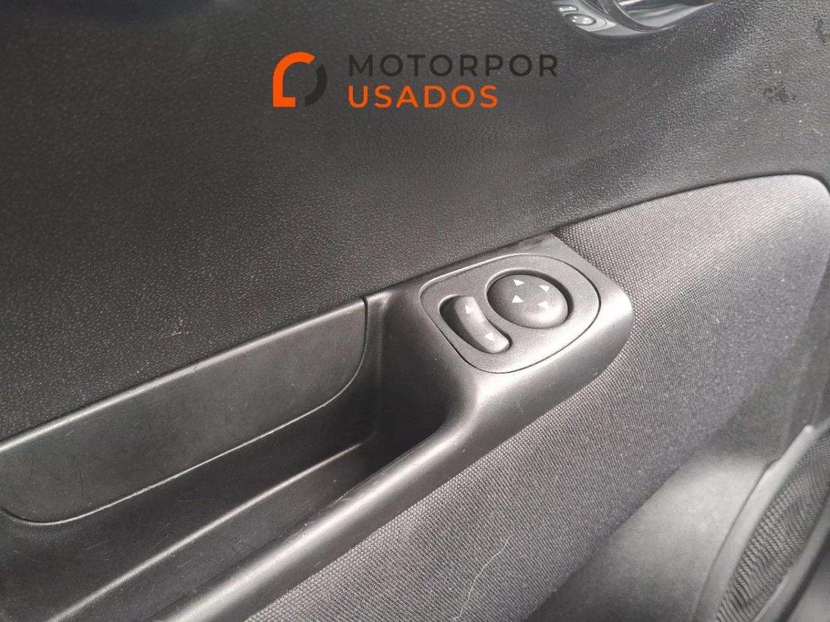 fiat-500c-2023-hibrido-999cc