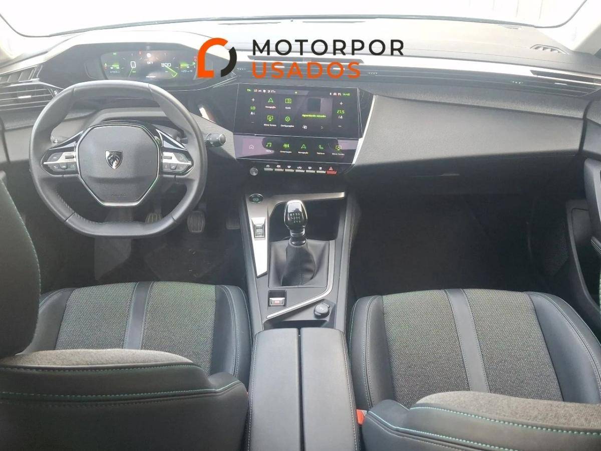 peugeot-308-2023-gasolina-1199cc