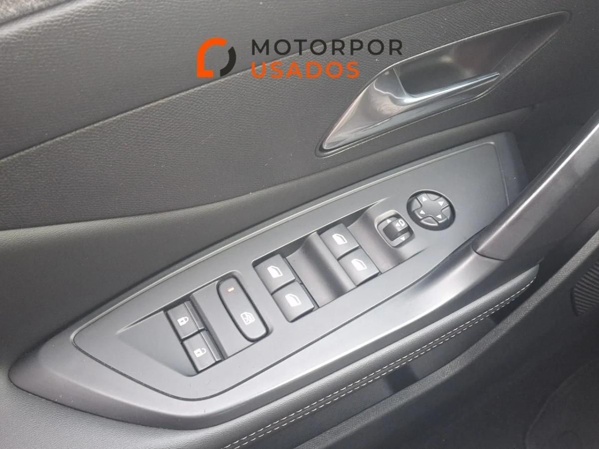 peugeot-308-2023-gasolina-1199cc