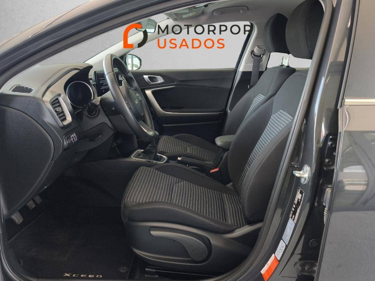 kia-xceed-2025-gasolina-998cc