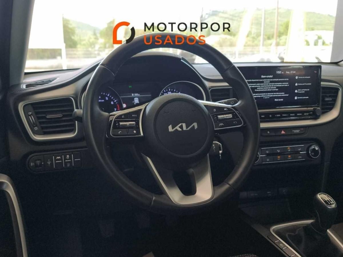kia-xceed-2025-gasolina-998cc