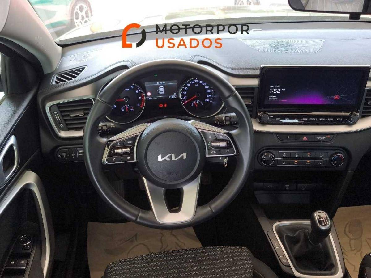 kia-xceed-2025-gasolina-998cc