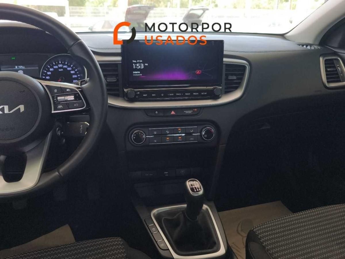 kia-xceed-2025-gasolina-998cc