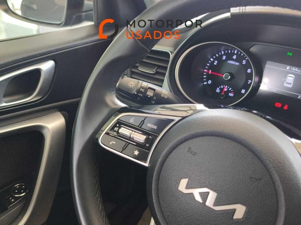 kia-xceed-2025-gasolina-998cc