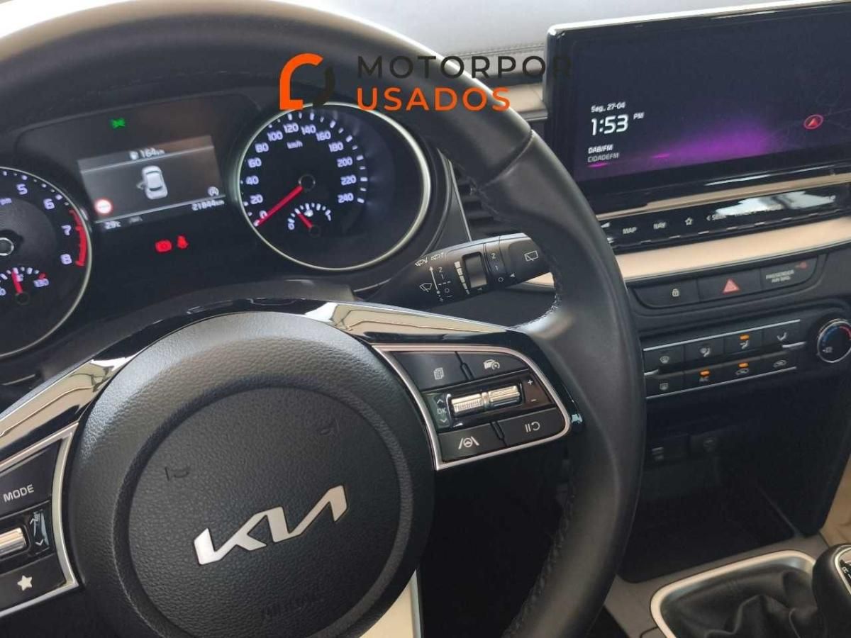 kia-xceed-2025-gasolina-998cc