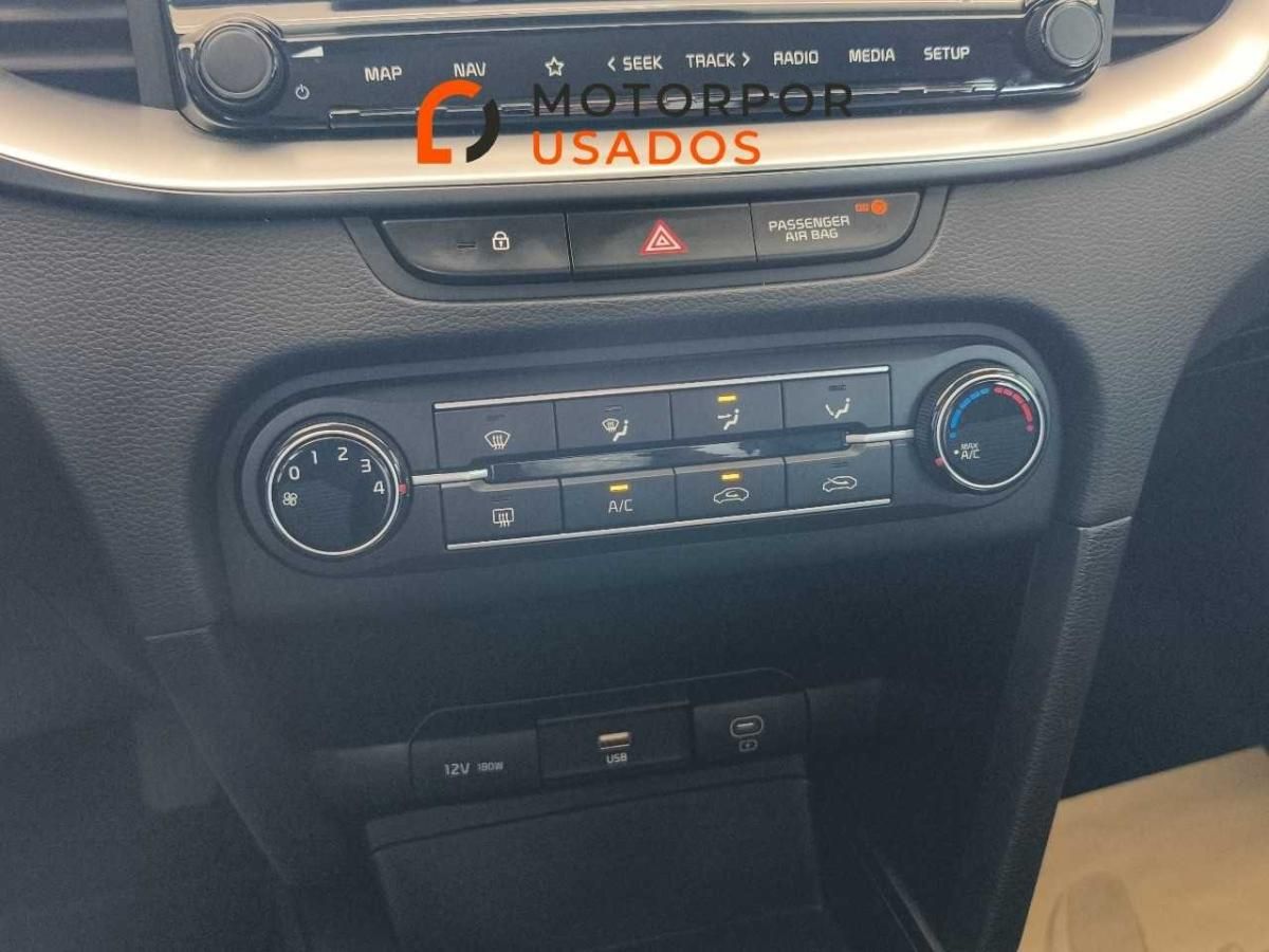 kia-xceed-2025-gasolina-998cc