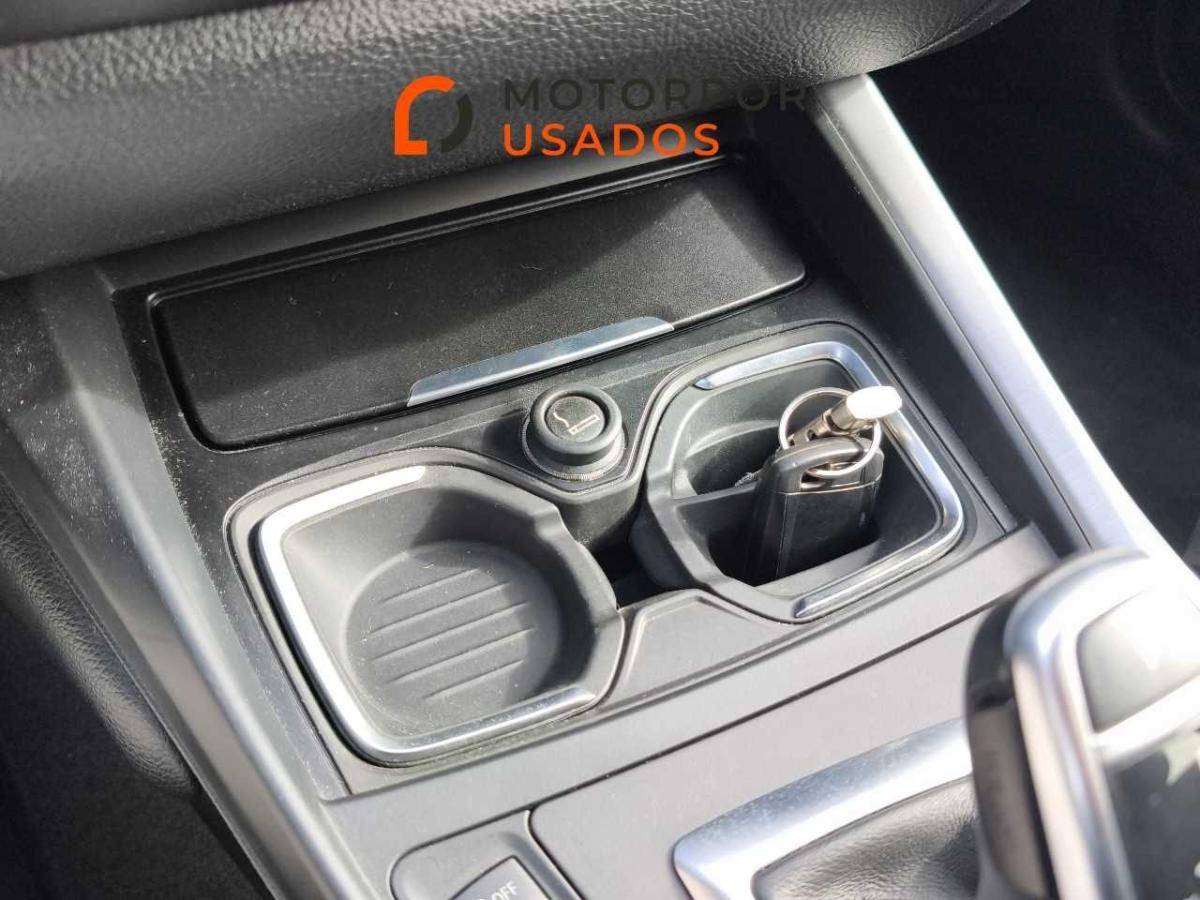 bmw-serie-1-2012-gasolina-2979cc