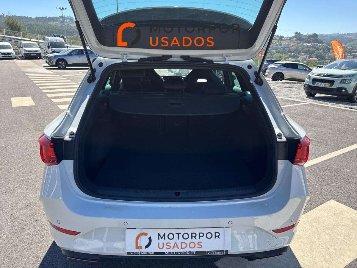 cupra-leon-sportstourer-2024-hibrido-a-gasolina-1395cc