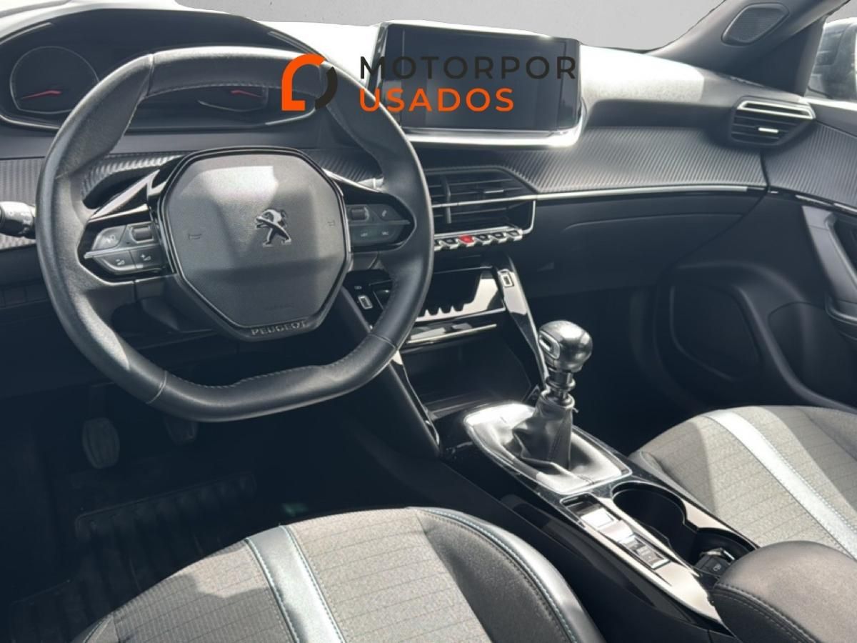 peugeot-2008-2023-gasolina-1199cc