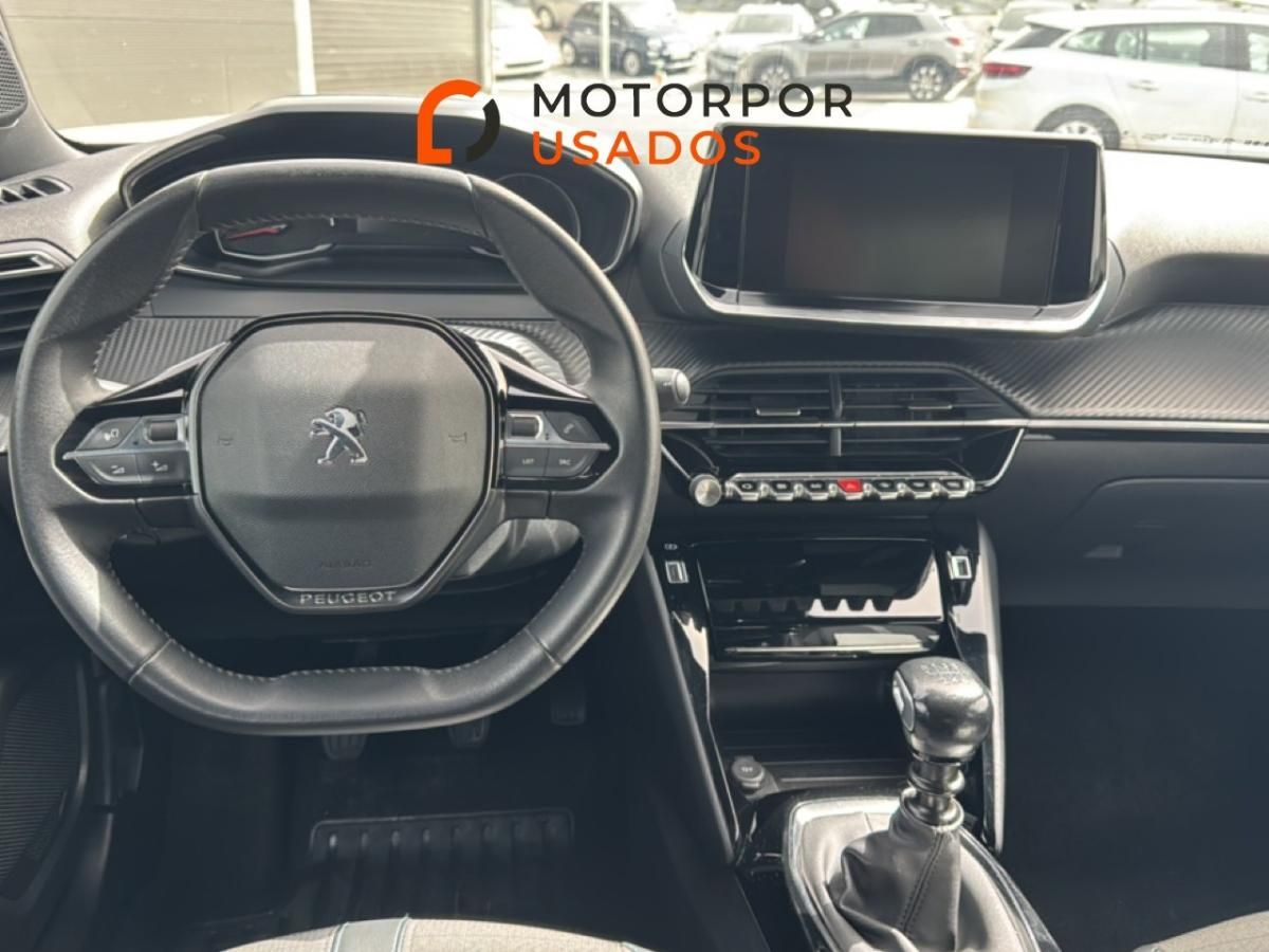 peugeot-2008-2023-gasolina-1199cc