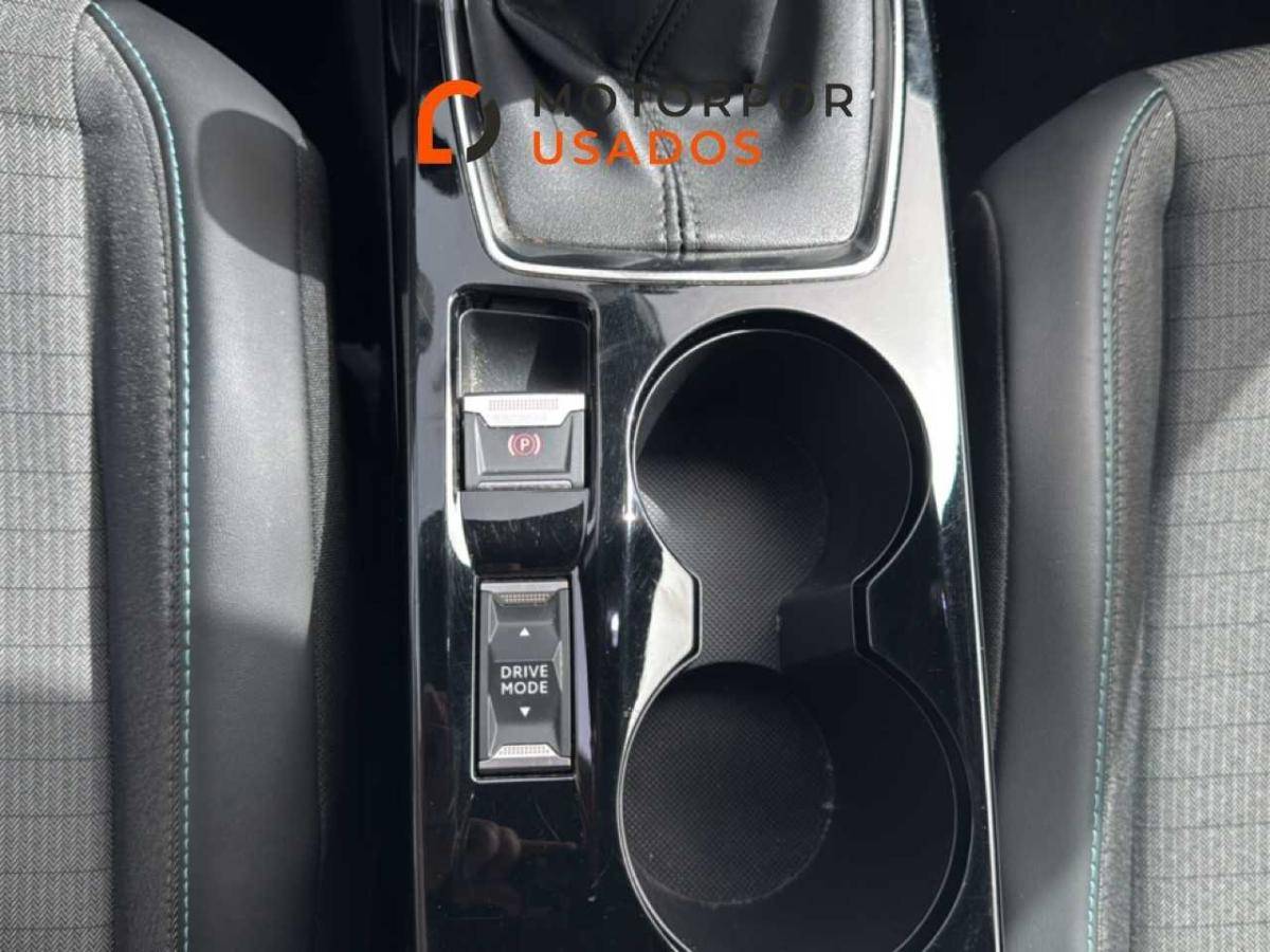 peugeot-2008-2023-gasolina-1199cc