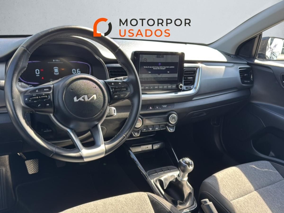 kia-stonic-2025-gasolina-1197cc